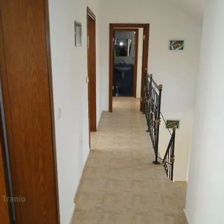 House Nyaraló *